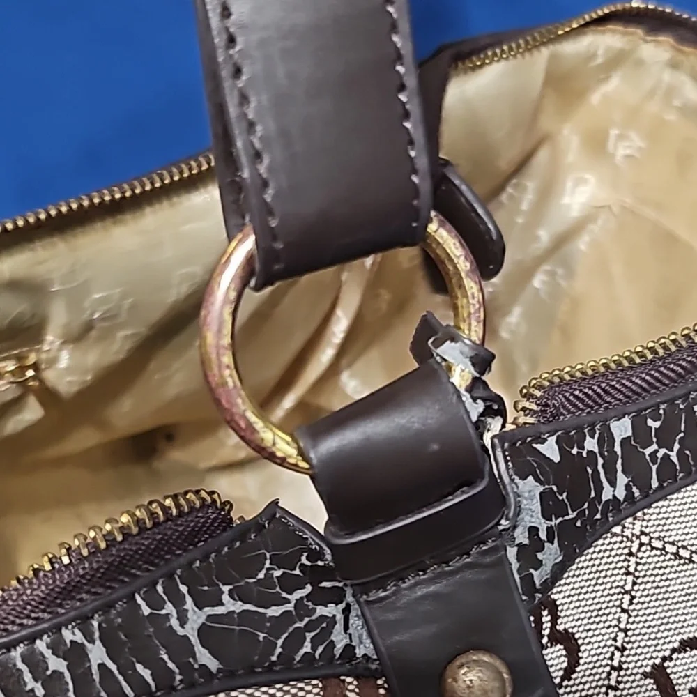 Purse - Picture 8 of 9